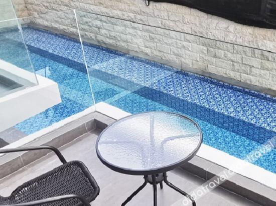 Hotel The Capital And Seminyak (Bali)